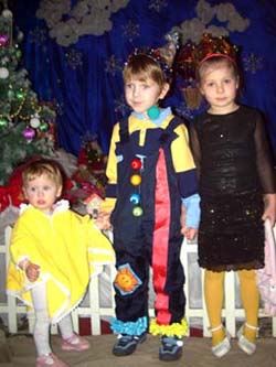 Новогодний костюм: Винни-Пух, Тигра и Дюймовочка